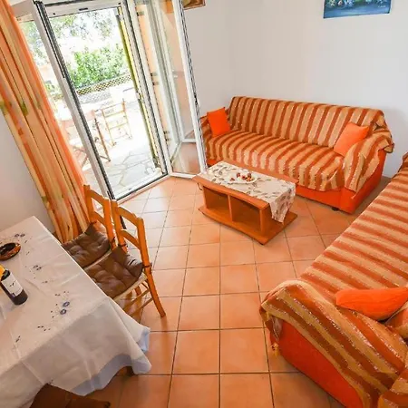 Holiday home Alex 3, *