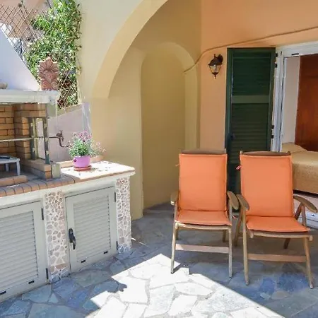 Alex 3, Holiday home