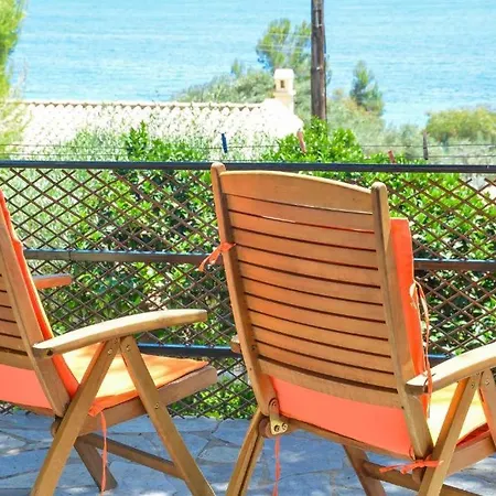 Alex 3, Holiday home