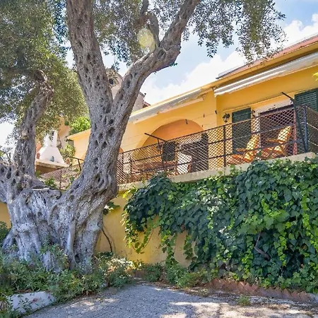 Alex 3, Holiday home Barbati